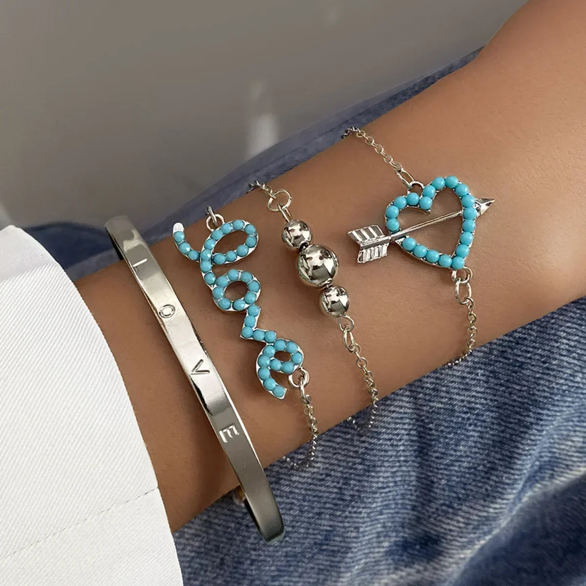 Hot Sale Exaggerate Individuality Metal Smooth Surface Water Drop Bangle for Woman Adjustable Bracelet Paty Jewelry Daily Wear